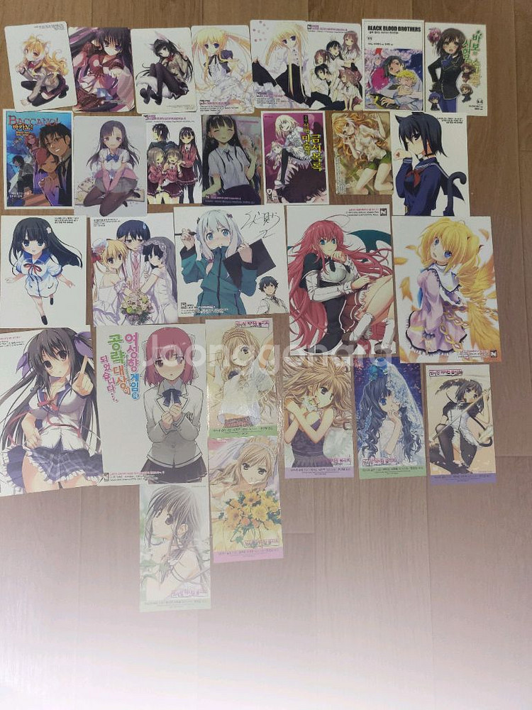 라이트노벨 초판 부록.아크릴등 180개 팝니다.--2