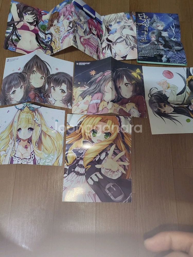 라이트노벨 초판 부록.아크릴등 180개 팝니다.--7