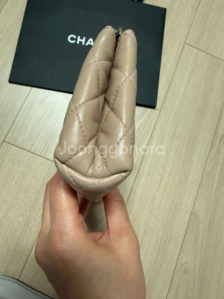 (정품) 샤넬 파우치 판매합니다(21번대)--1