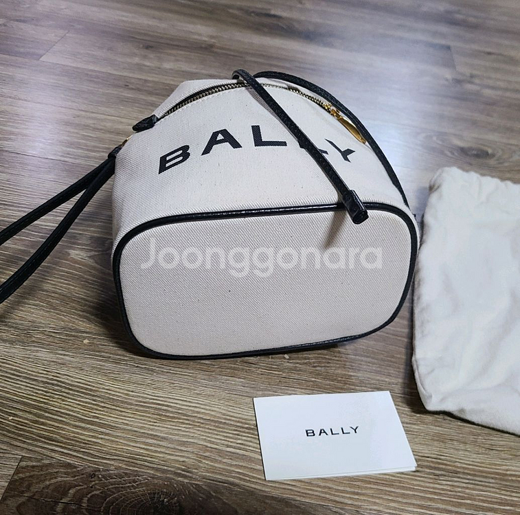 발리 버킷백 가방프라다구찌루이비통셀린느크로스백팩--6