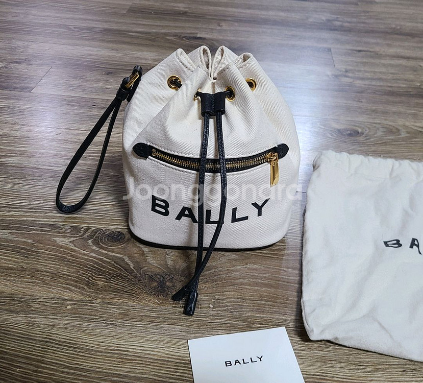 발리 버킷백 가방프라다구찌루이비통셀린느크로스백팩--3