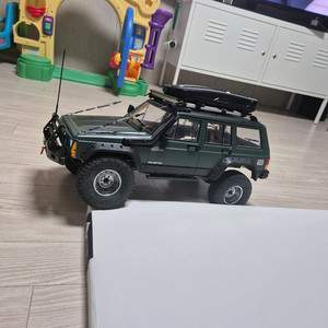 레진바디 지메이드 gs02샤시 체로키 트라이얼rc카