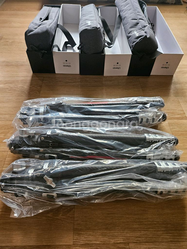 울란지 비디오고 TT09 F38 삼각대--3