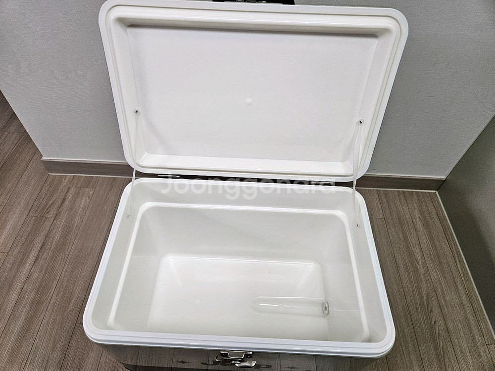 지프 아이스박스 51 팝니다. (캠핑용)--1