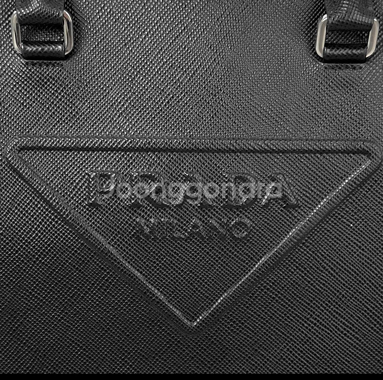 프라다 사피아노 엠보싱 로고 레더 가죽 토트백 숄더백--5