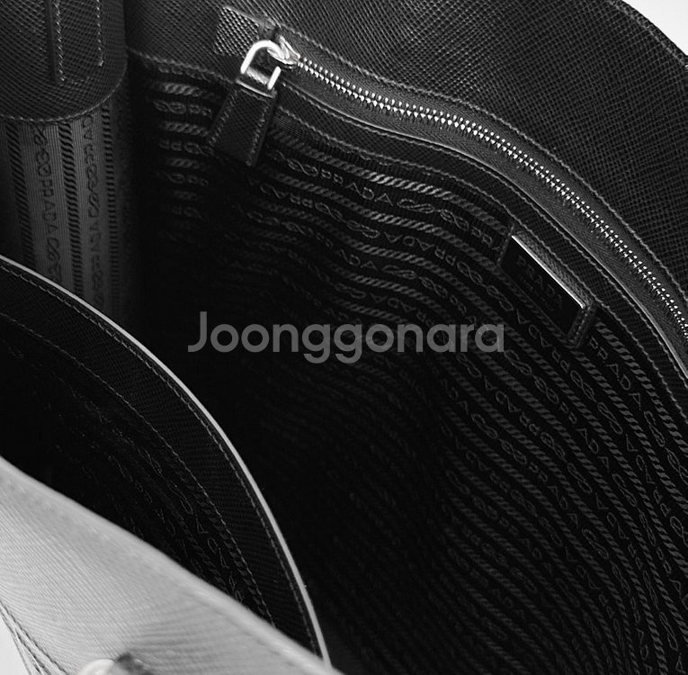 프라다 사피아노 엠보싱 로고 레더 가죽 토트백 숄더백--7