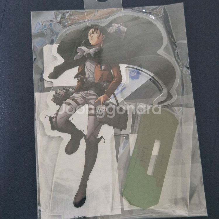 (미개봉)진격의거인 진격거 팝업 리바이 아크릴 스탠드--0