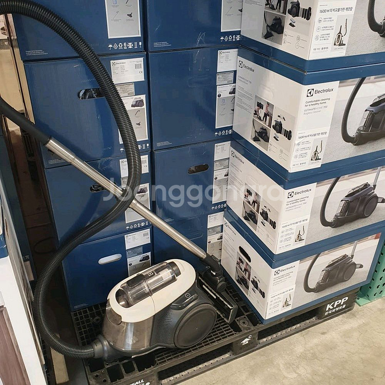 일렉트로룩스 진공청소기--0