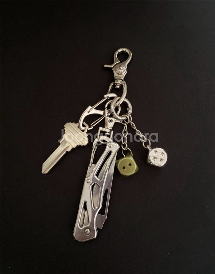 빈티지 다이스 키링--0