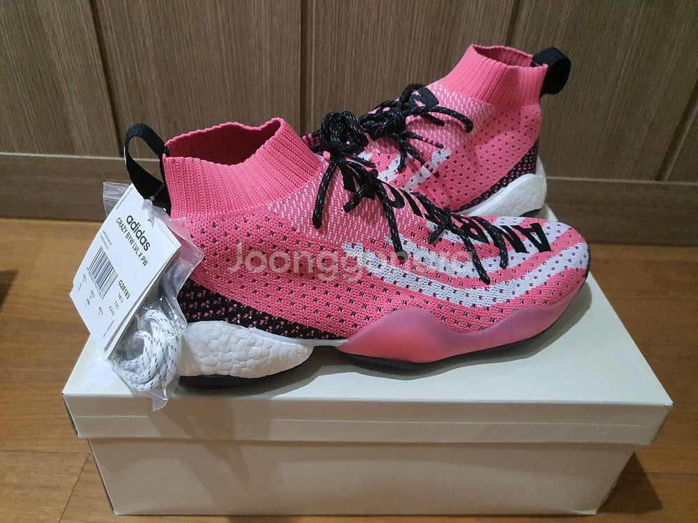 새상품 아디다스 퍼렐 윌리엄스 크레이지 BYW 290--0