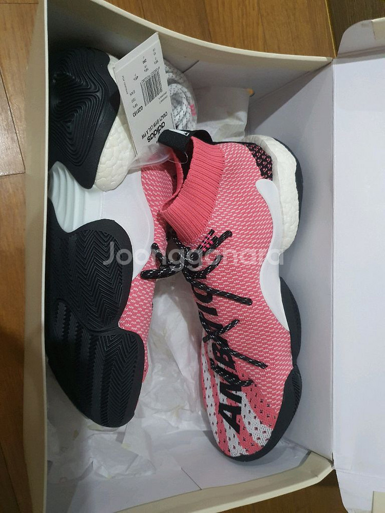 새상품 아디다스 퍼렐 윌리엄스 크레이지 BYW 290--3