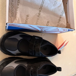 뉴발란스 브리즈 키즈 220 K2202B2P