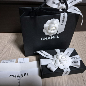 사넬 클래식 지퍼돌이 카드지갑 금장 (새상품)