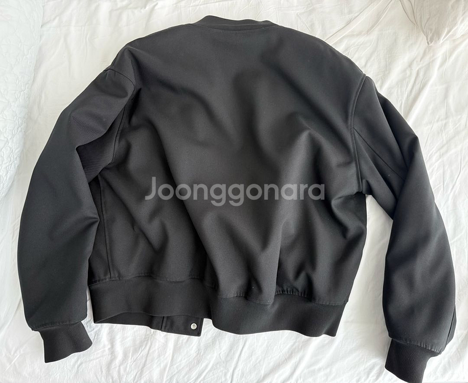 질샌더 봄버 52--1