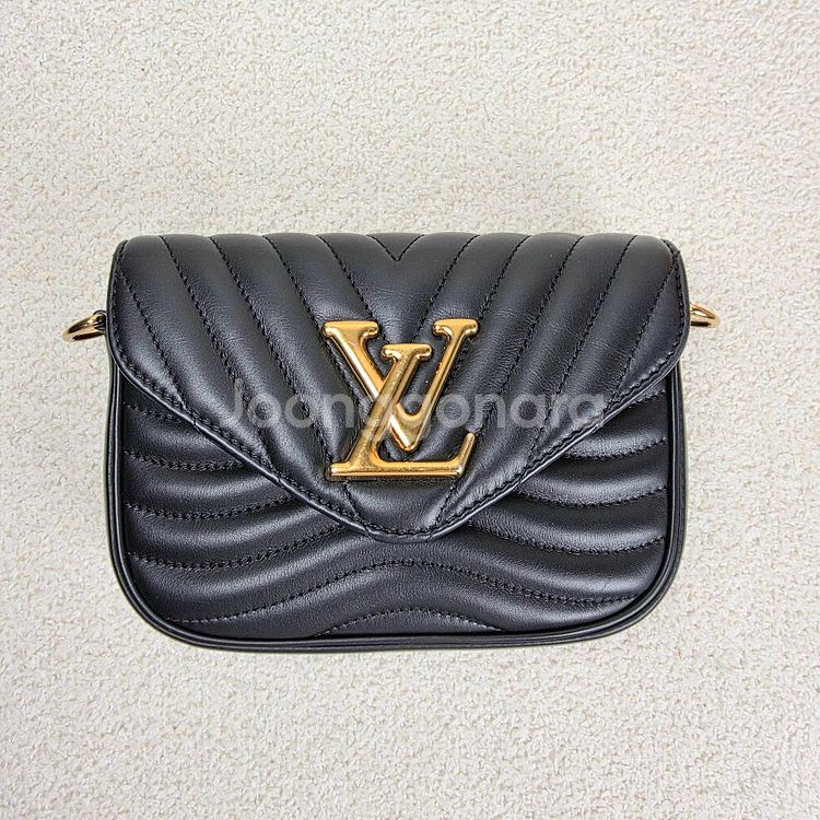 루이비통 크로스백 뉴웨이브 멀티 포쉐트--0