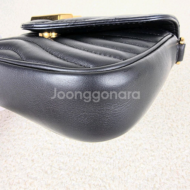 루이비통 크로스백 뉴웨이브 멀티 포쉐트--6