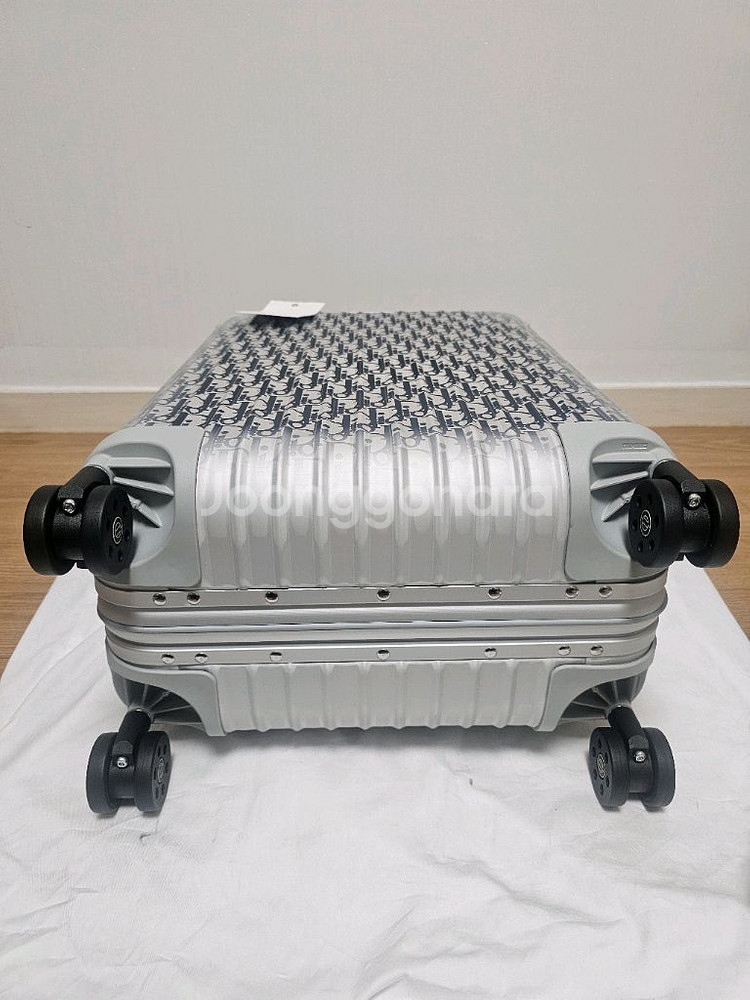 디올 x 리모와 그라데이션 블루 캐리어 신형 (새상품)--5