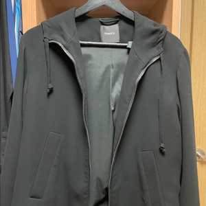 띠어리 집업 자켓