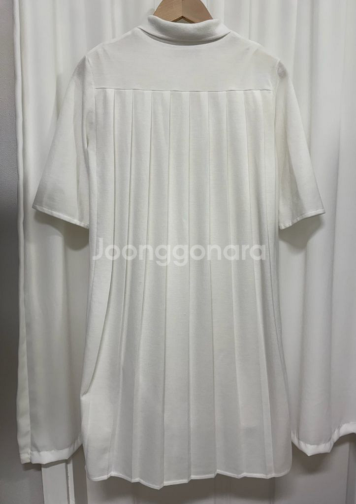 라코스테 pk원피스(플리츠)--3