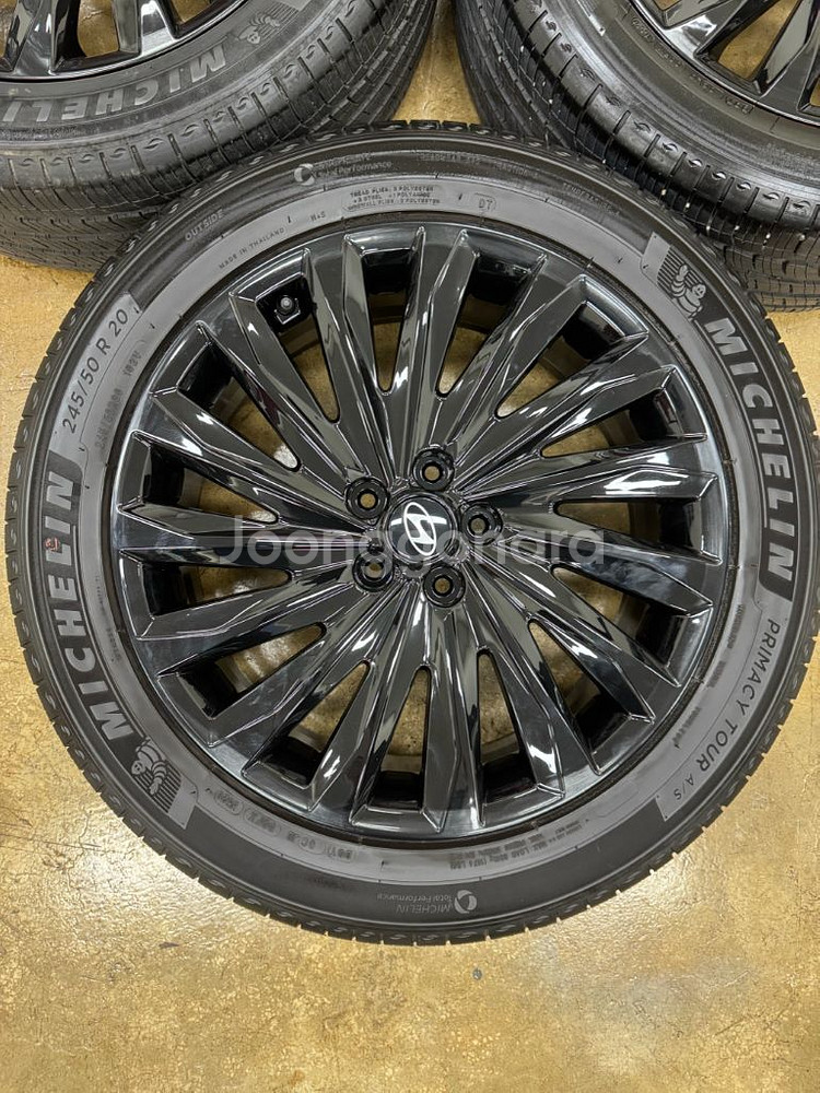 더뉴팰리세이드 20인치 순정휠타이어 팝니다--1