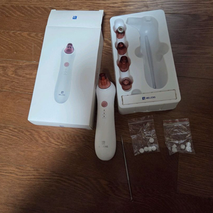 멜리언스 피지제거기 팝니다.