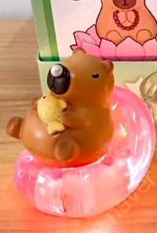 카피바라 피규어 팝니다.--7