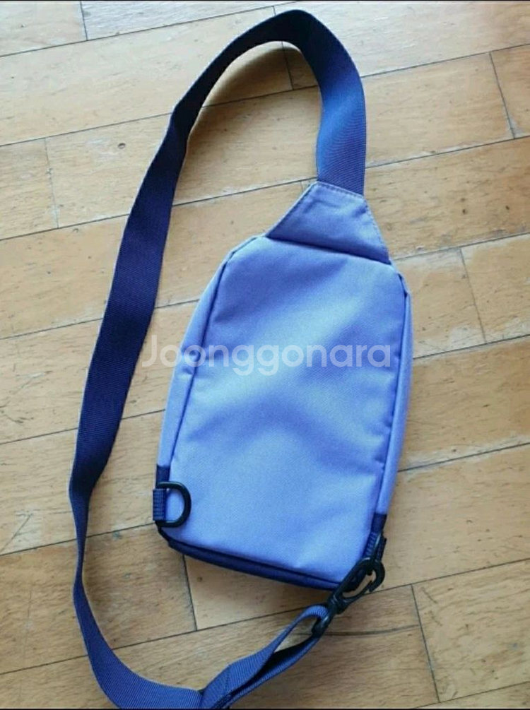 카카오 라이언 힙색 크로스백 슬링백 스마트폰 가방파우치--1