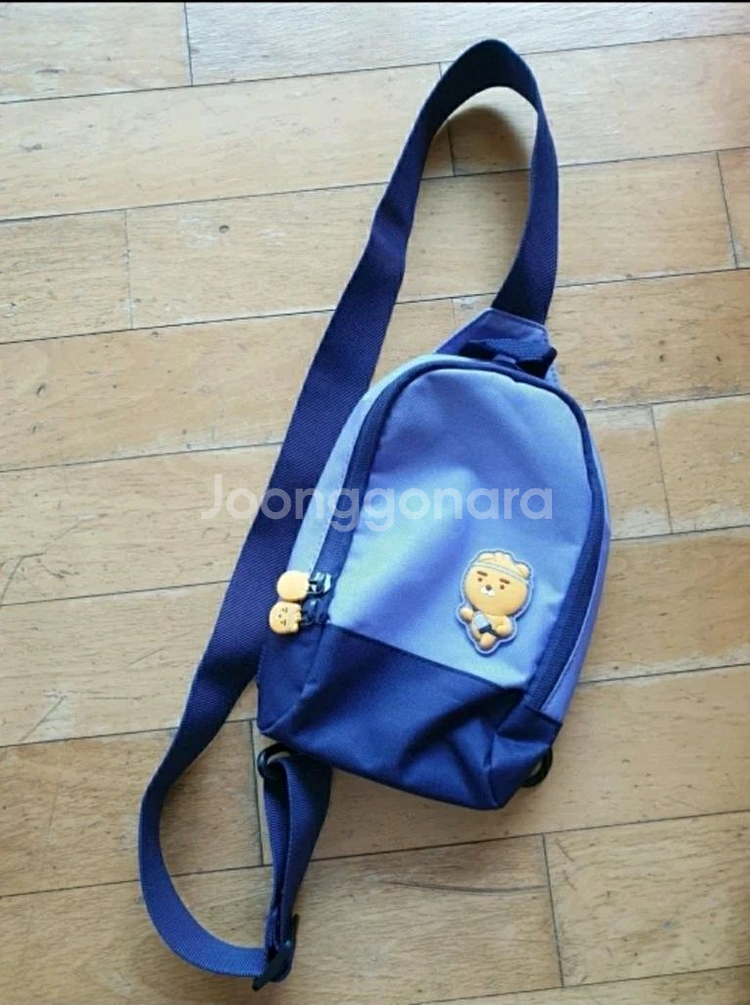 카카오 라이언 힙색 크로스백 슬링백 스마트폰 가방파우치--0