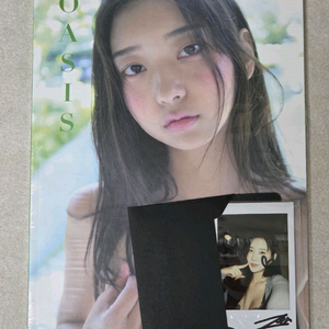 [미개봉] 신재은 화보집 친필사인 폴라로이드 사진 포함