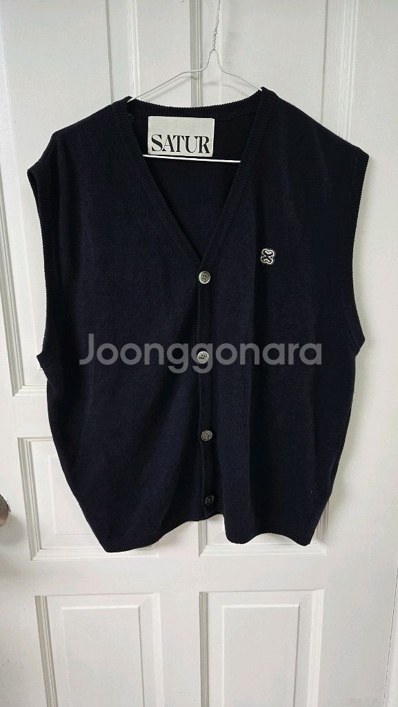SATUR 세터 가죽페치 니트베스트--0