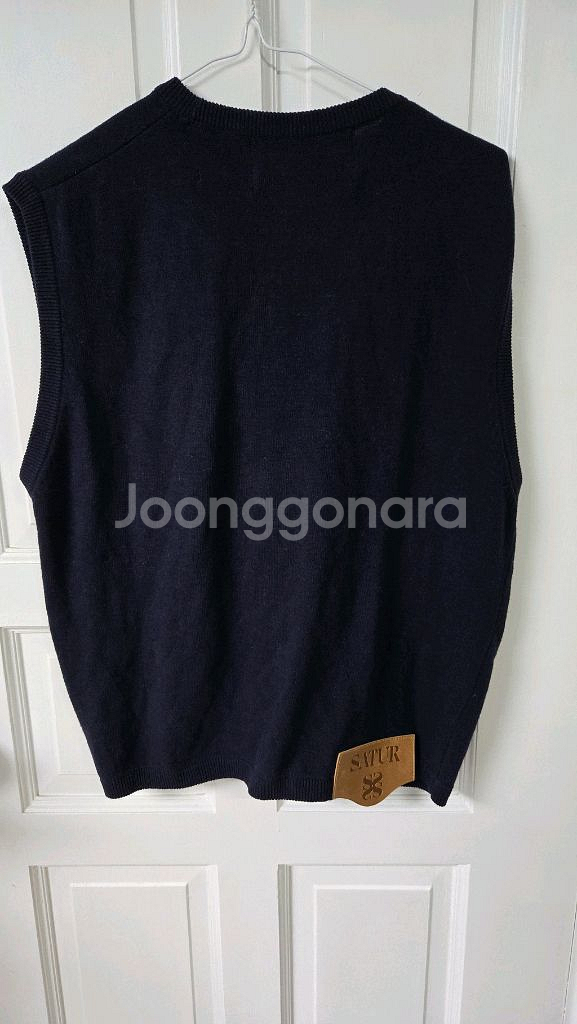 SATUR 세터 가죽페치 니트베스트--3