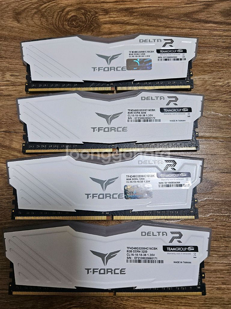 T-Force DDR4 3200 8GB x 4개--0