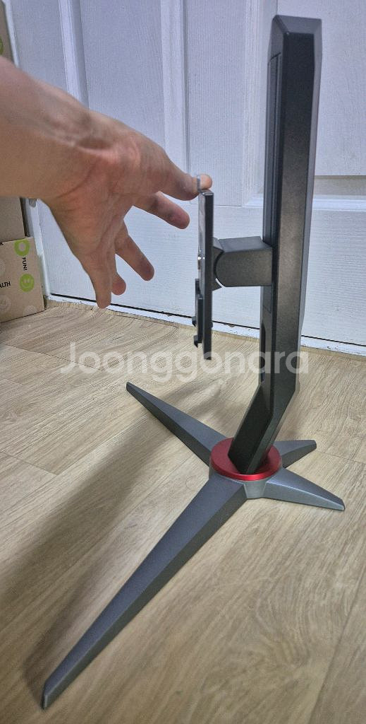 AOC 게이밍 모니터 스탠드--4