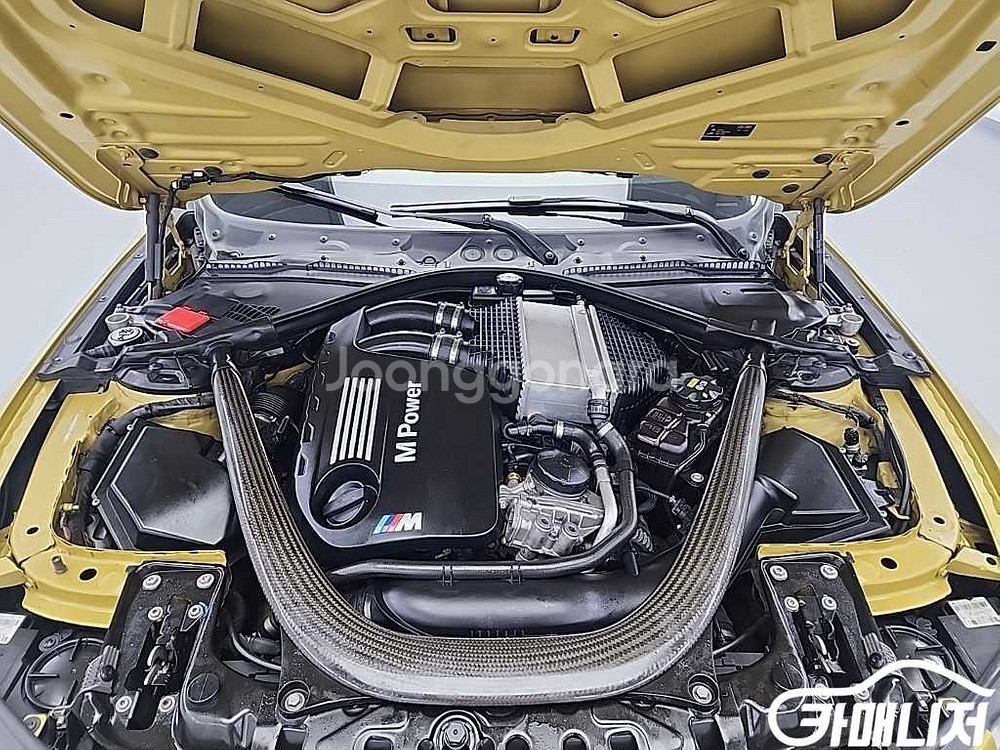 [BMW]M4 (F82) 쿠페 퍼포먼스 사일렌서 에디션--4