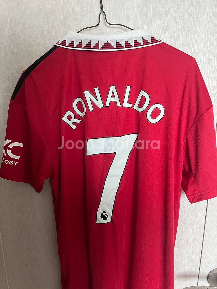 22-23 시즌 맨유 호날두 마킹 유니폼 판매합니다.--1