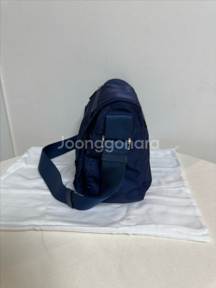 (새상품) 정품 프라다 1BD671 메신저백 크로스백--4