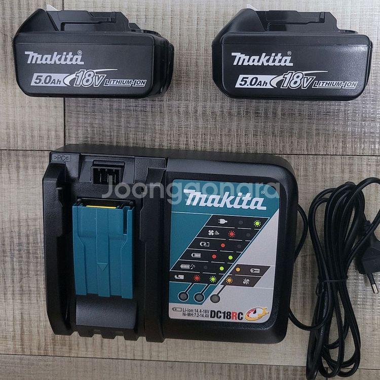 마끼다 5.0배터리 2개 + 충전기 미사용 새제품 판매--0