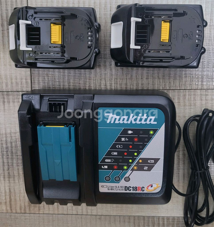 마끼다 5.0배터리 2개 + 충전기 미사용 새제품 판매--2