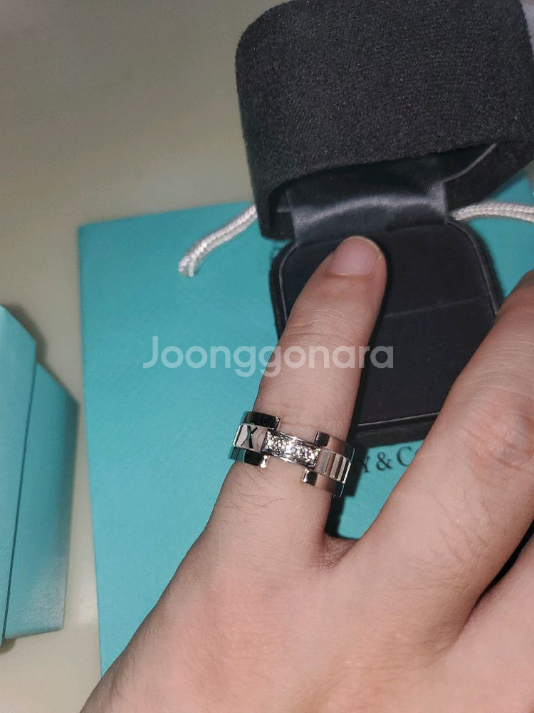 정품 18k 티파니앤코 아틀라스 X 클로즈드 와이드링--2