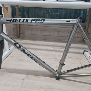 린스키 최상급 티타늄 프레임 판매합니다