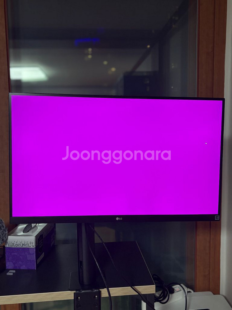 LG 27UN880 모니터 판매합니다.--4