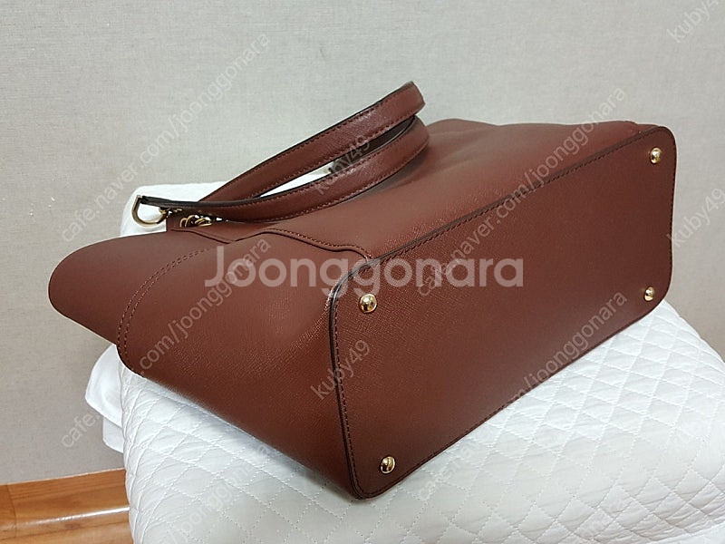 정품)캘빈클라인 하이든 사피아노 체인 쇼퍼백/새것수준--7