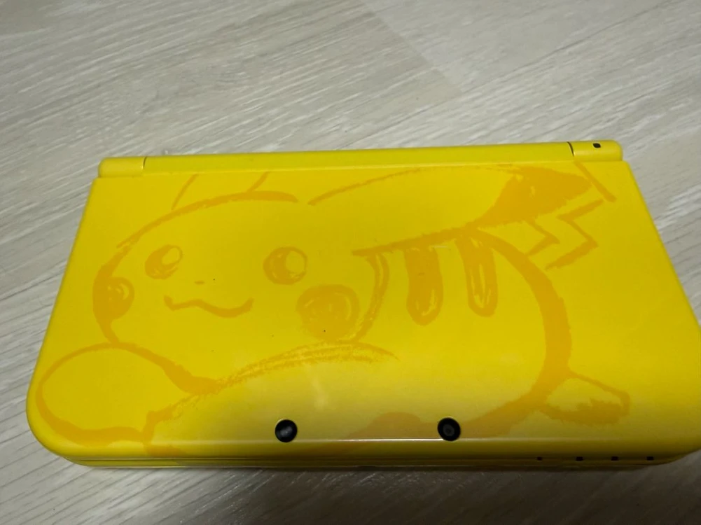 닌텐도 3ds xl 피카츄 에디션 한정판 - 안심되는 중고거래