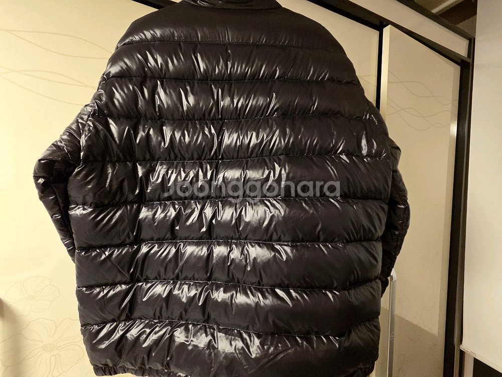 몽클레어 경량패딩 택달린 새상품 사이즈 100--1