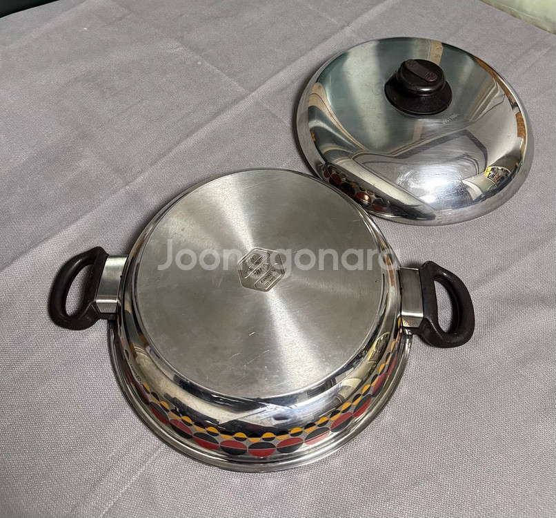 휘슬러 솔라 전골 냄비--3