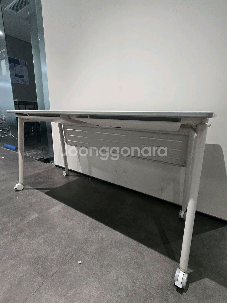 퍼시스 강의용테이블 CBR015B 판매합니다--6