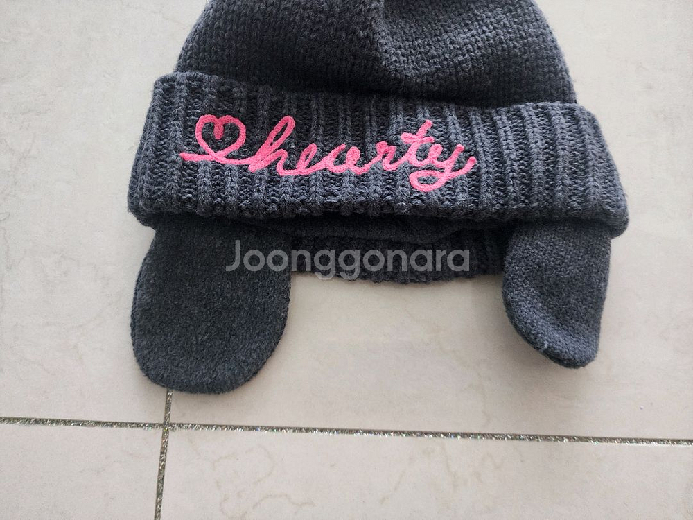 여아용 ㅡ초등고학년용 ㅡ겨울 털모자 3개팔아요--2