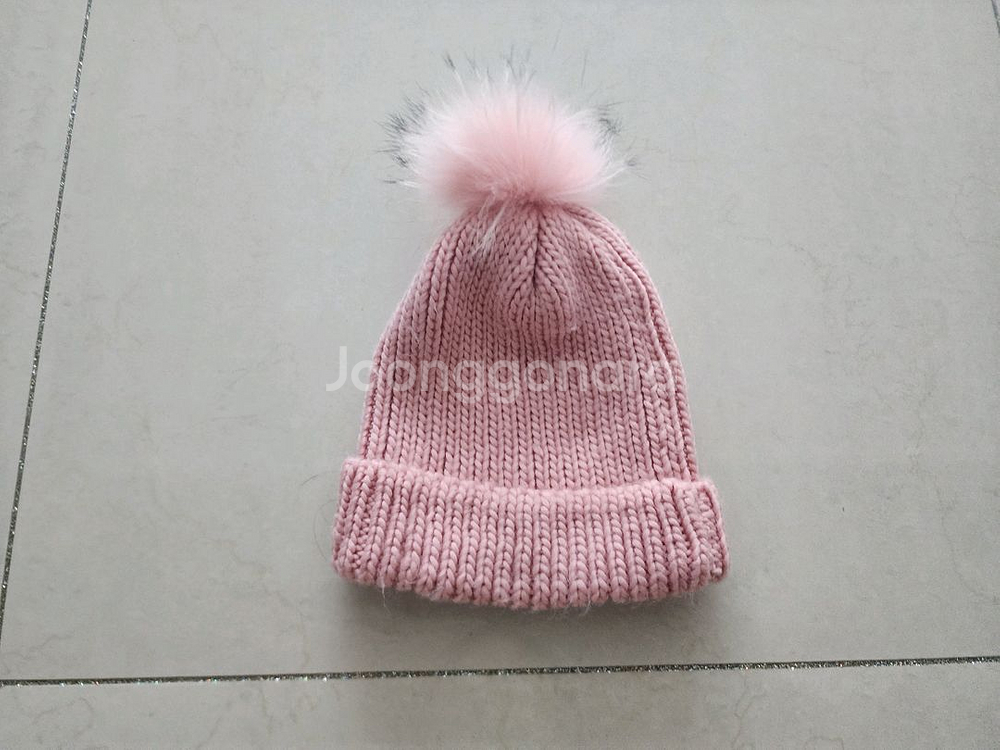 여아용 ㅡ초등고학년용 ㅡ겨울 털모자 3개팔아요--4