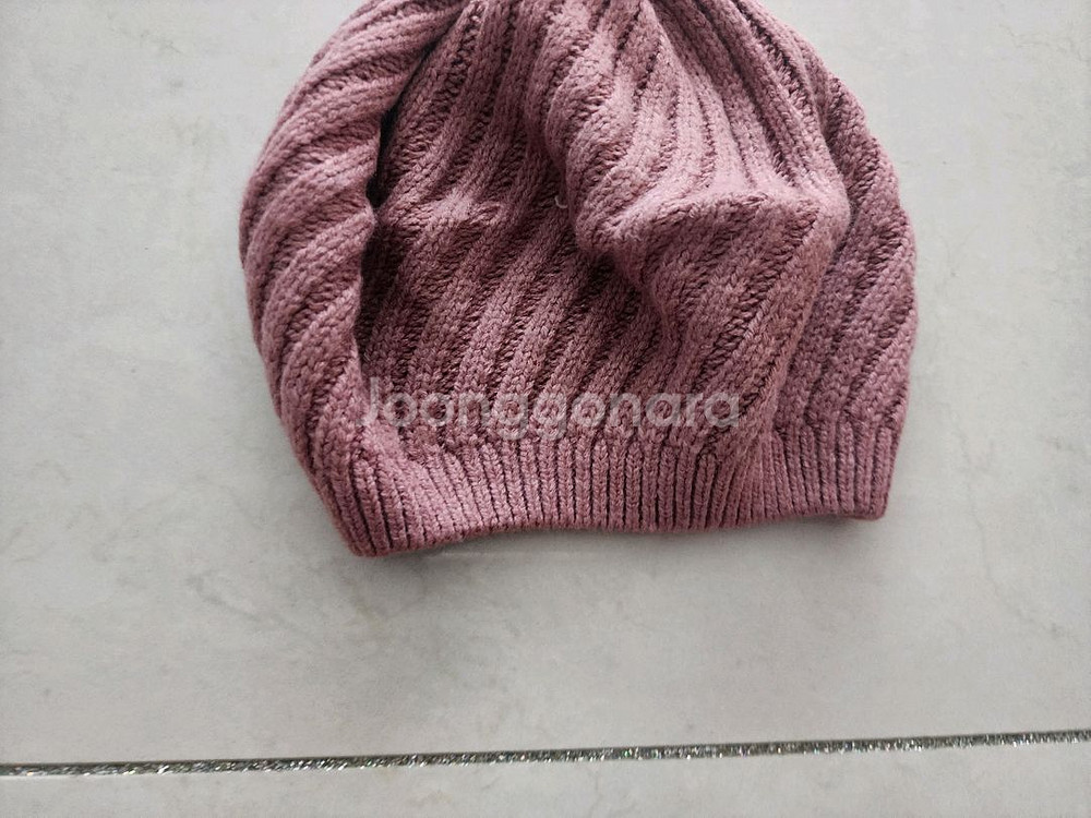 여아용 ㅡ초등고학년용 ㅡ겨울 털모자 3개팔아요--9