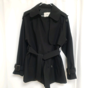 착용샷) 로잉 숏 트렌치 자켓 코트 블랙